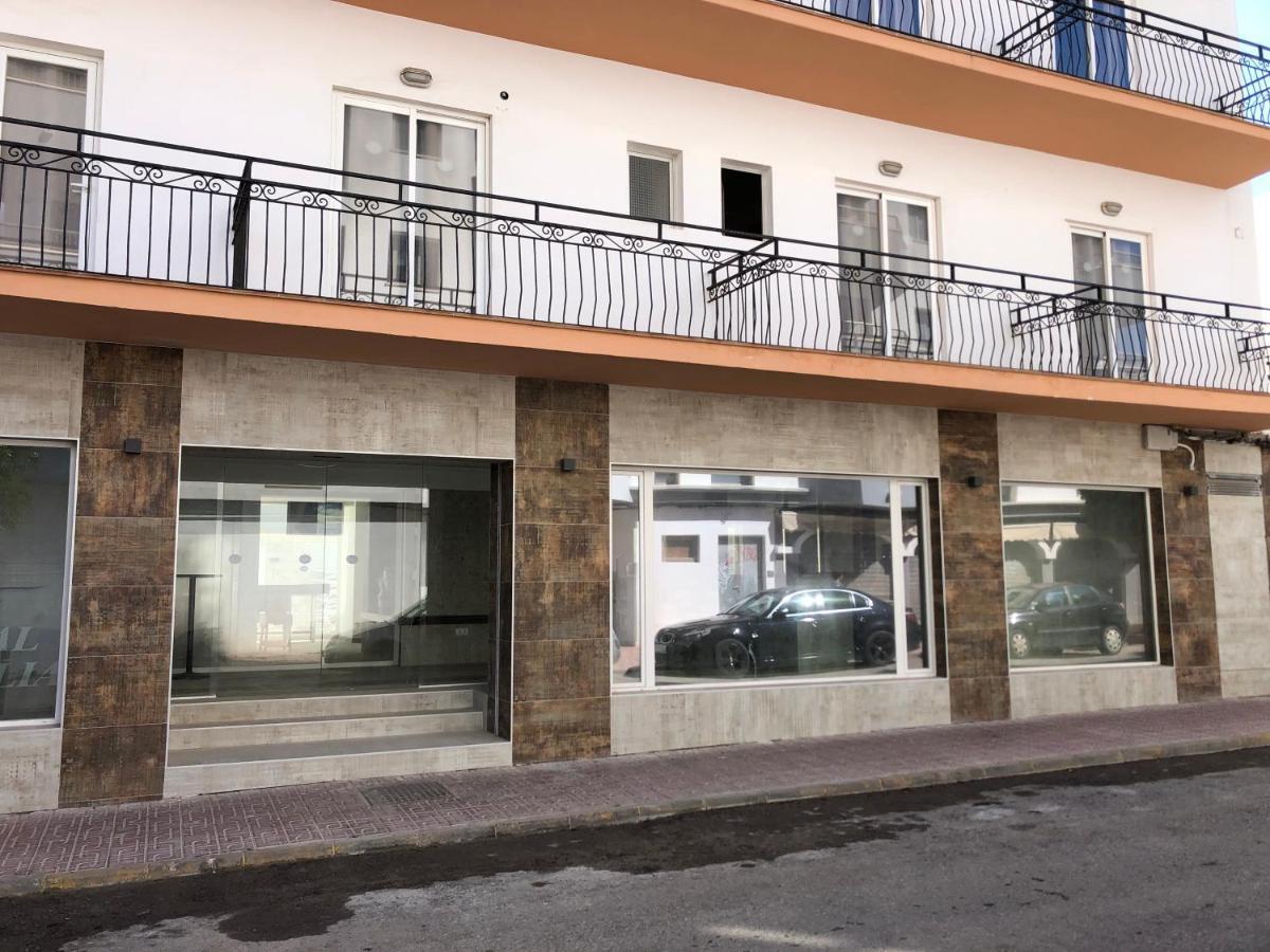 Hostal Rosalia San Antonio  Exterior photo