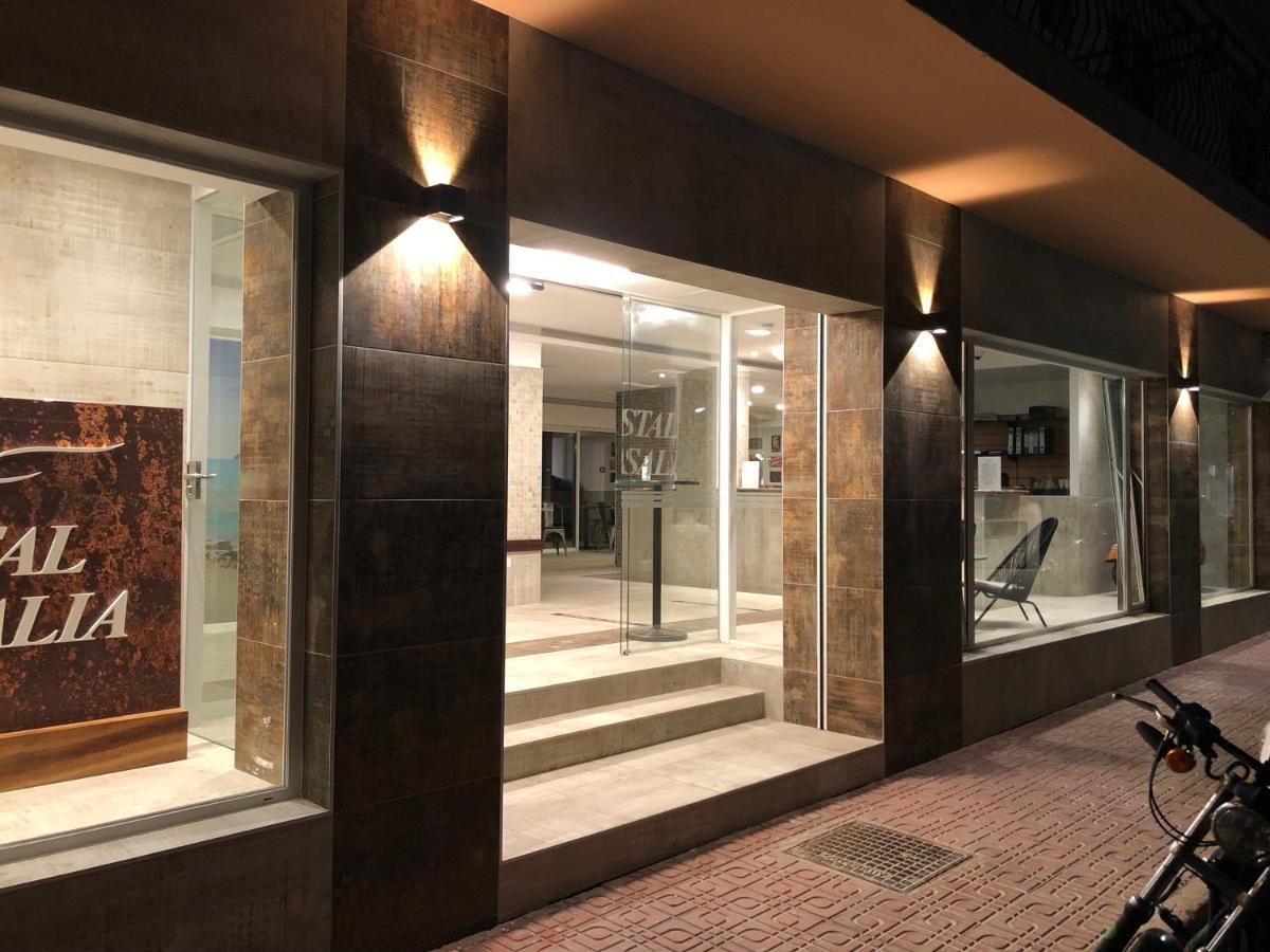Hostal Rosalia San Antonio  Exterior photo