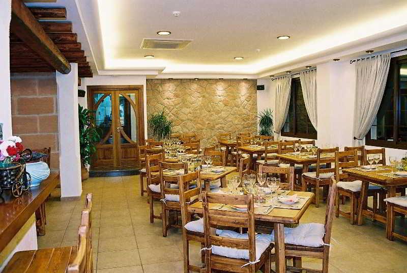 Hostal Rosalia San Antonio  Exterior photo