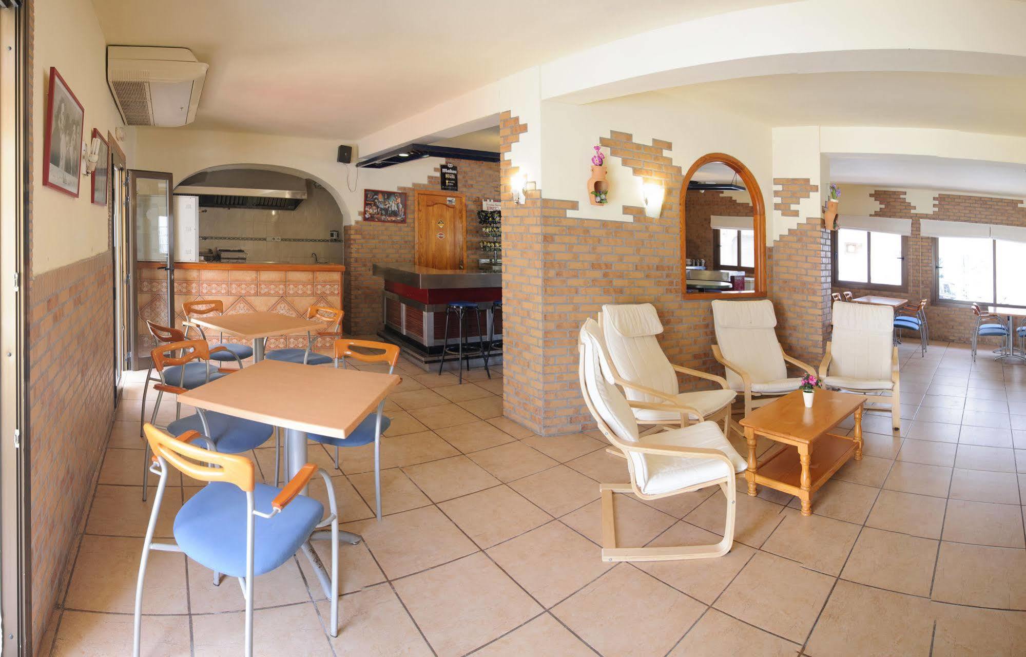 Hostal Rosalia San Antonio  Exterior photo