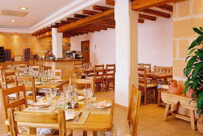 Hostal Rosalia San Antonio  Exterior photo